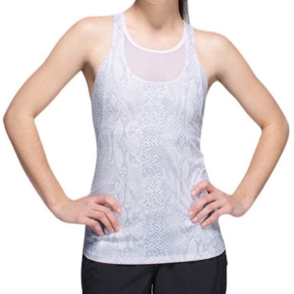 EUC Lululemon size 4 tank white and grey - Picture 1 of 6